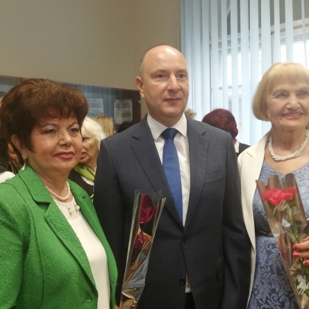 Градоначелник Новог Сада поводом 8. марта гост новосадских пензионерки